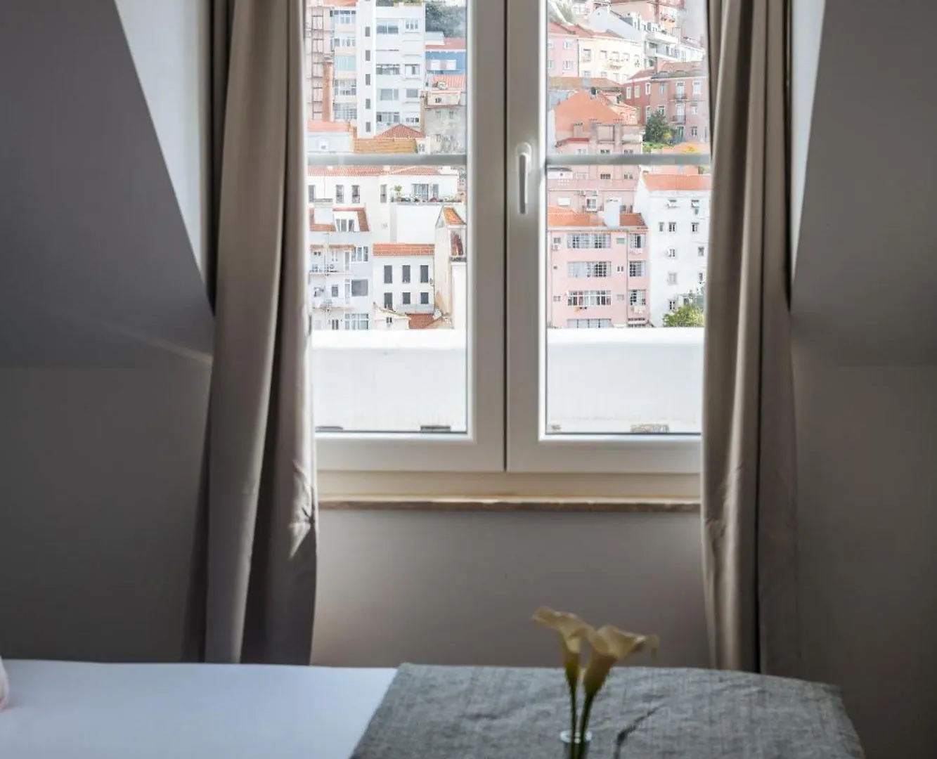 Lisbon Skyline Apartment By Misha'S Place 5E