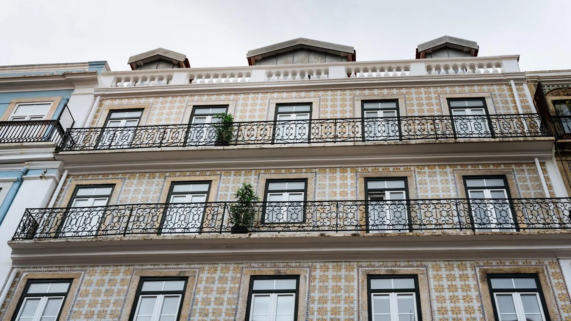 Lisbon Skyline Apartment By Misha'S Place 5E 0*,  Πορτογαλία